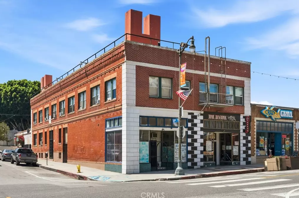 Just Listed: 709 S Centre Street, San Pedro!