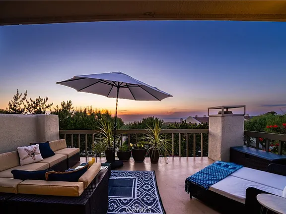 Just Listed: Ocean-View Townhome in Rolling Hills