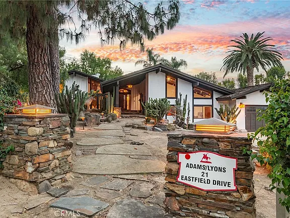 Just Listed: Rolling Hills Equestrian Estate