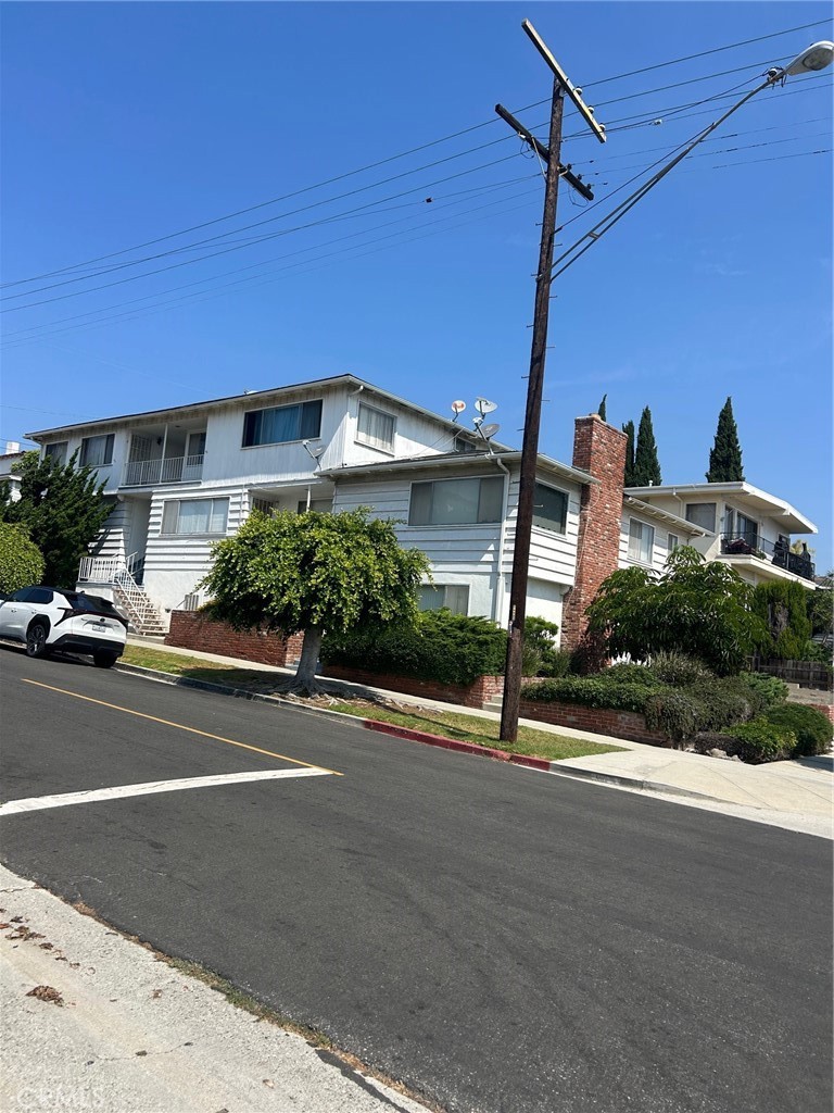 Just Sold: Prime San Pedro Fourplex Investment