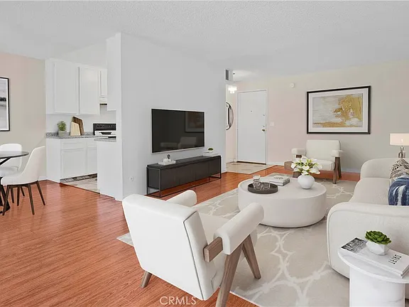 Sold | Hollywood Hills West Condo Near Runyon Canyon