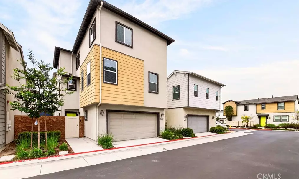 Open House Saturday 1PM - 4PM | Rare Detached 4-Bed Townhome with Paid Solar in Harbor City