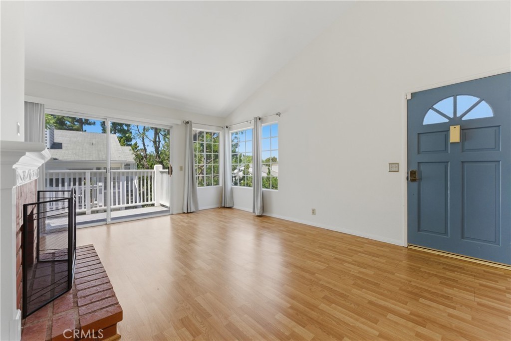 Just Listed | Resort-Style 2-Bed Condo in Gated Ponderosa Springs