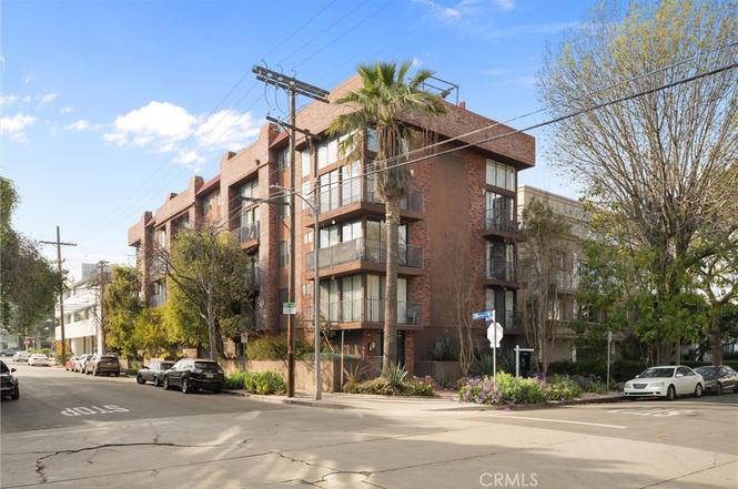 Just Sold: Modern Luxury Home in Encino