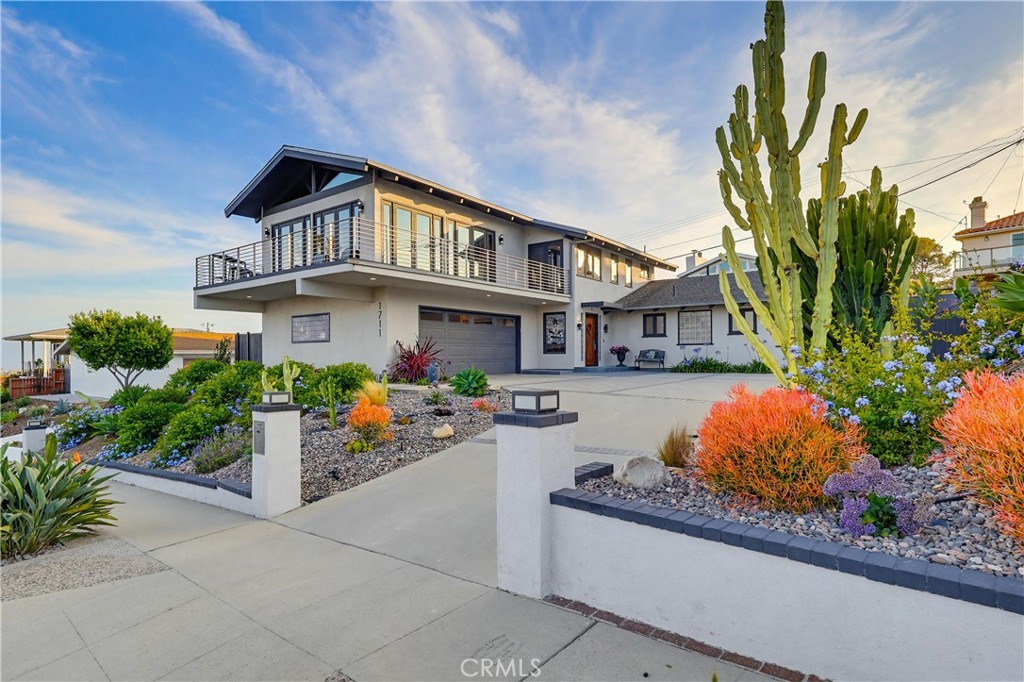 Sold | Panoramic View South Shores Masterpiece