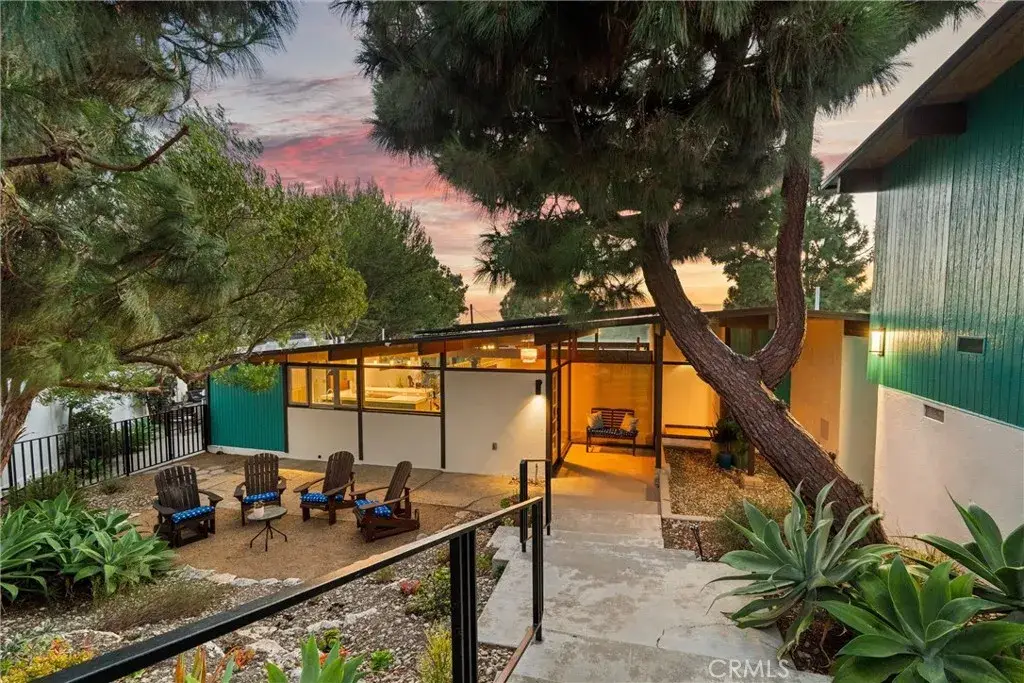 Just Listed: Iconic Mid-Century Modern with Ocean Views