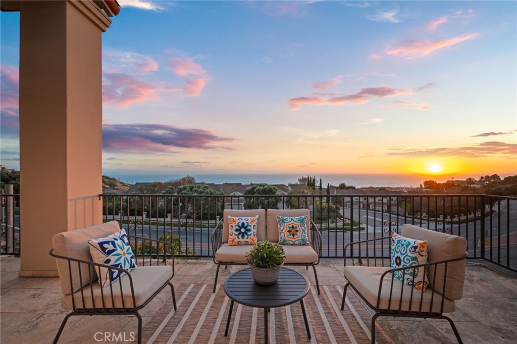 Just Listed: Panoramic Ocean Views | RPV