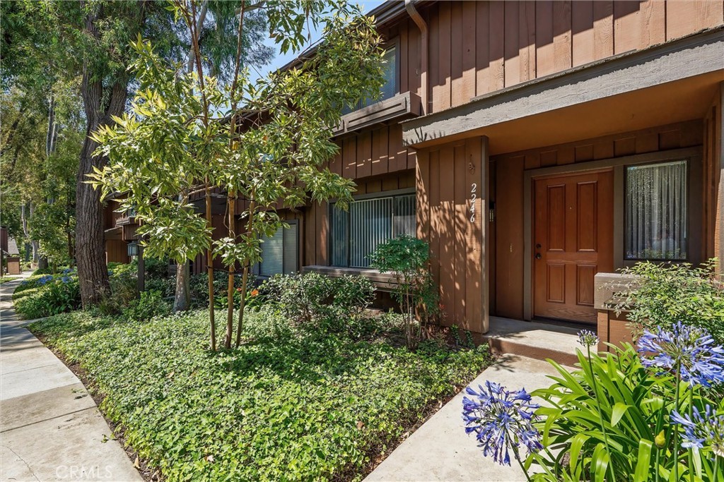 Just Sold in The Gardens – San Pedro Townhome