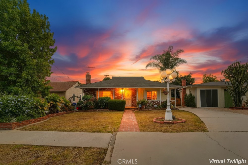 Just Sold in Miraleste Pines!