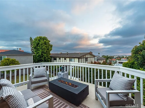 Sold! South Redondo Beach Coastal Retreat