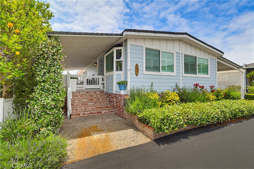 Just Listed | Rebuilt Coastal Retreat with Ocean Views in Palos Verdes Shores (55+ Gated)