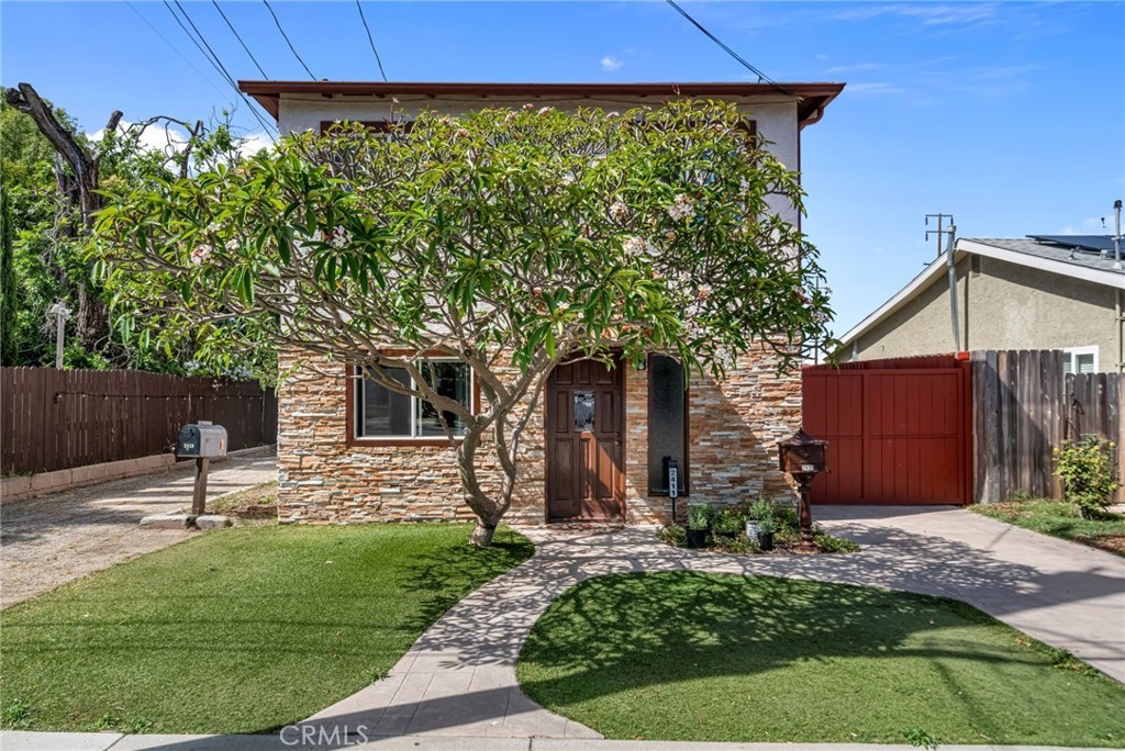 Just Sold: Charming Lomita Home with Versatile Layout